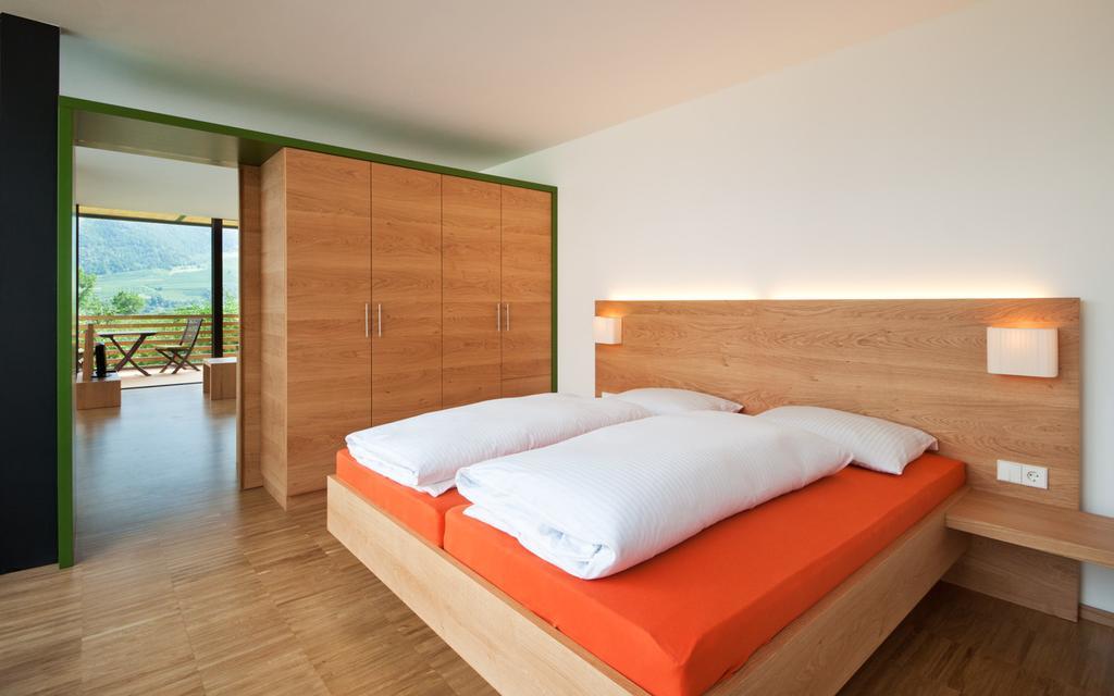 Appartements Kortscherhof Schlanders Zimmer foto
